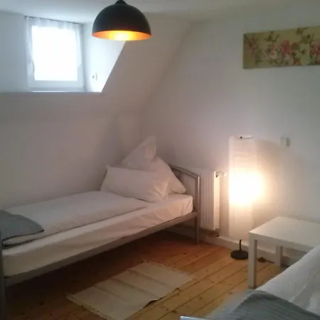 Konrad - Nahe Chemnitz Apartment *