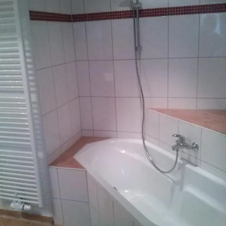 Konrad - Nahe Chemnitz Apartment